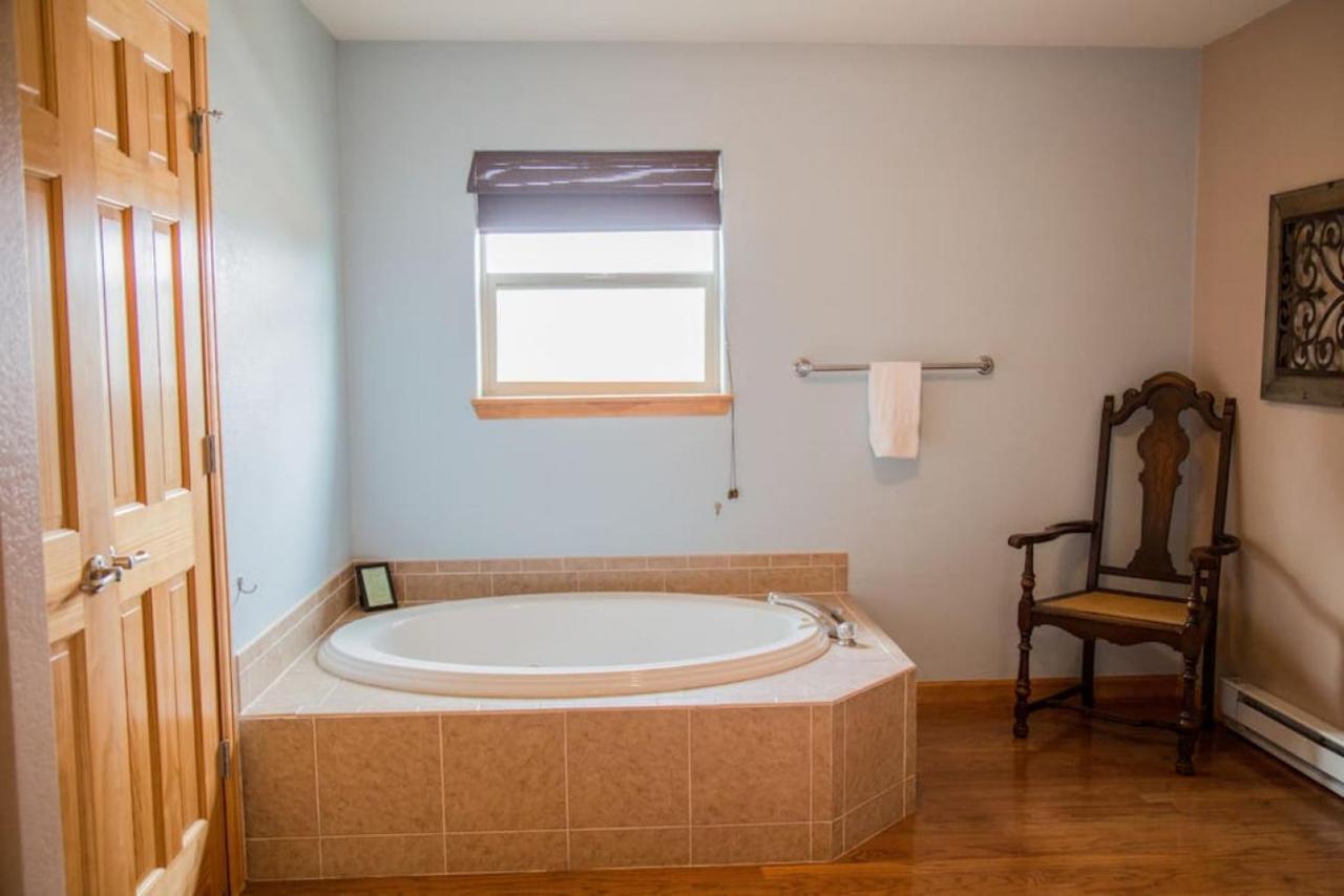 Great for families Master bedroom, Loft, full kitchen, Dogs OK Estes Park Eksteriør billede